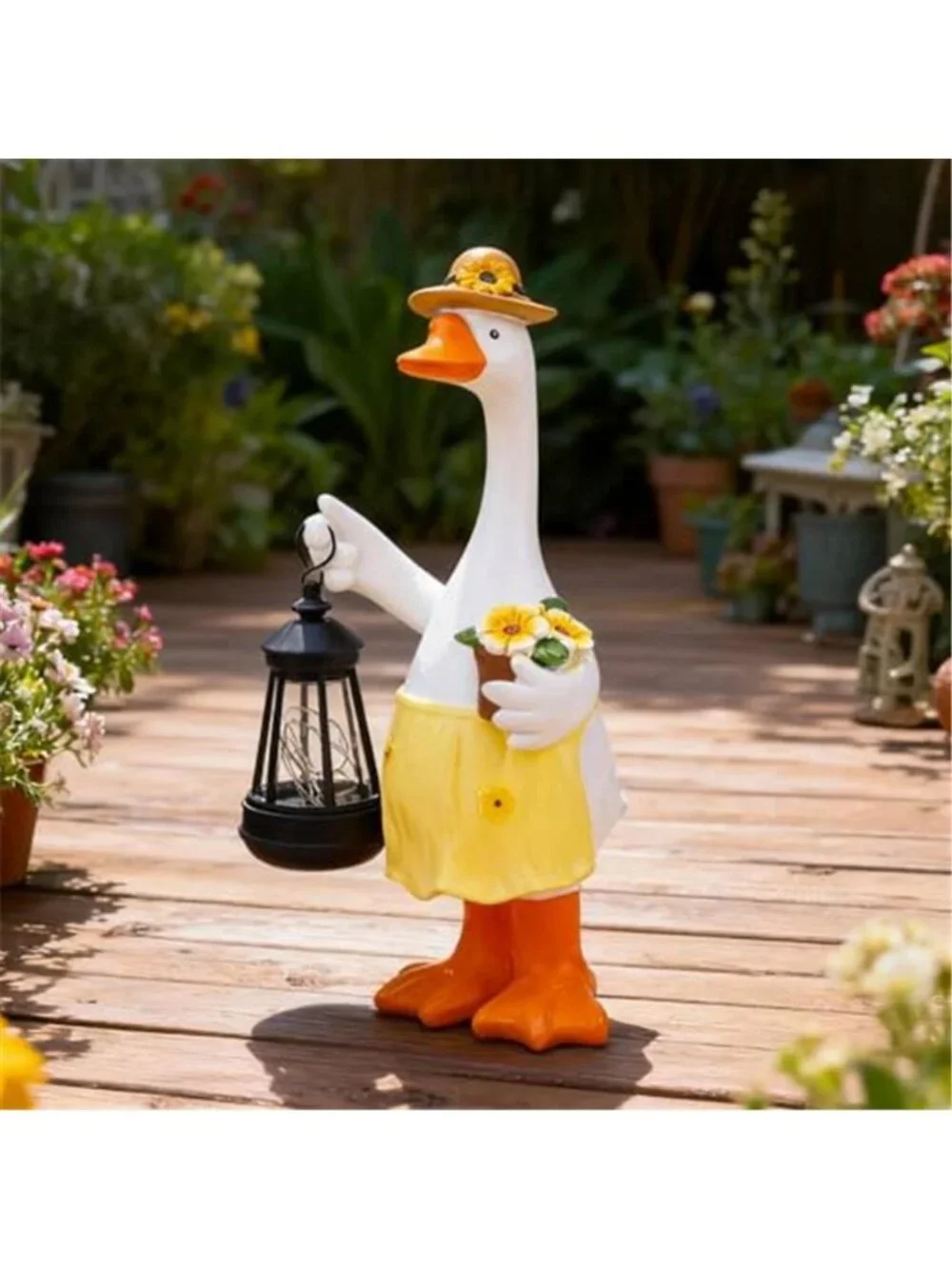 Goose Garden Statues Porch Statues with Solar Lantern Summer Yard Lawn